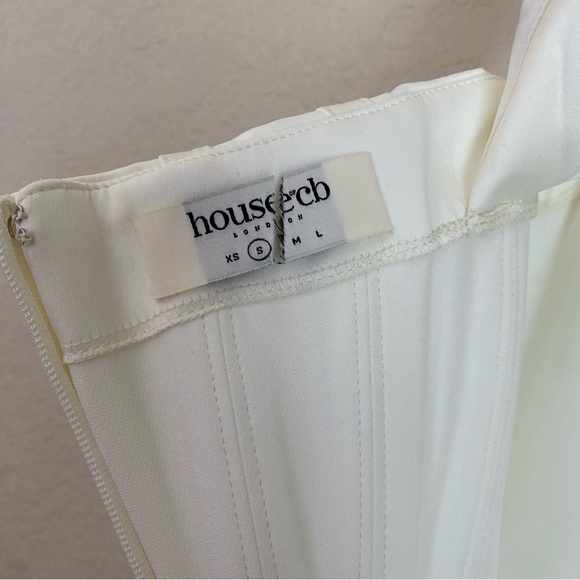 House Of CB Loretta Ivory Satin Strapless Dress white corset midi NWOT size S - Picture 5 of 17